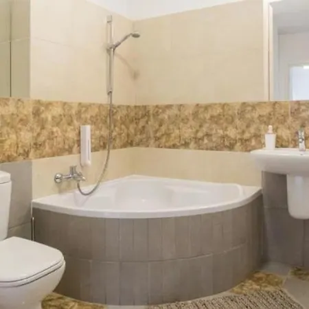 Bao Suites Apartament *